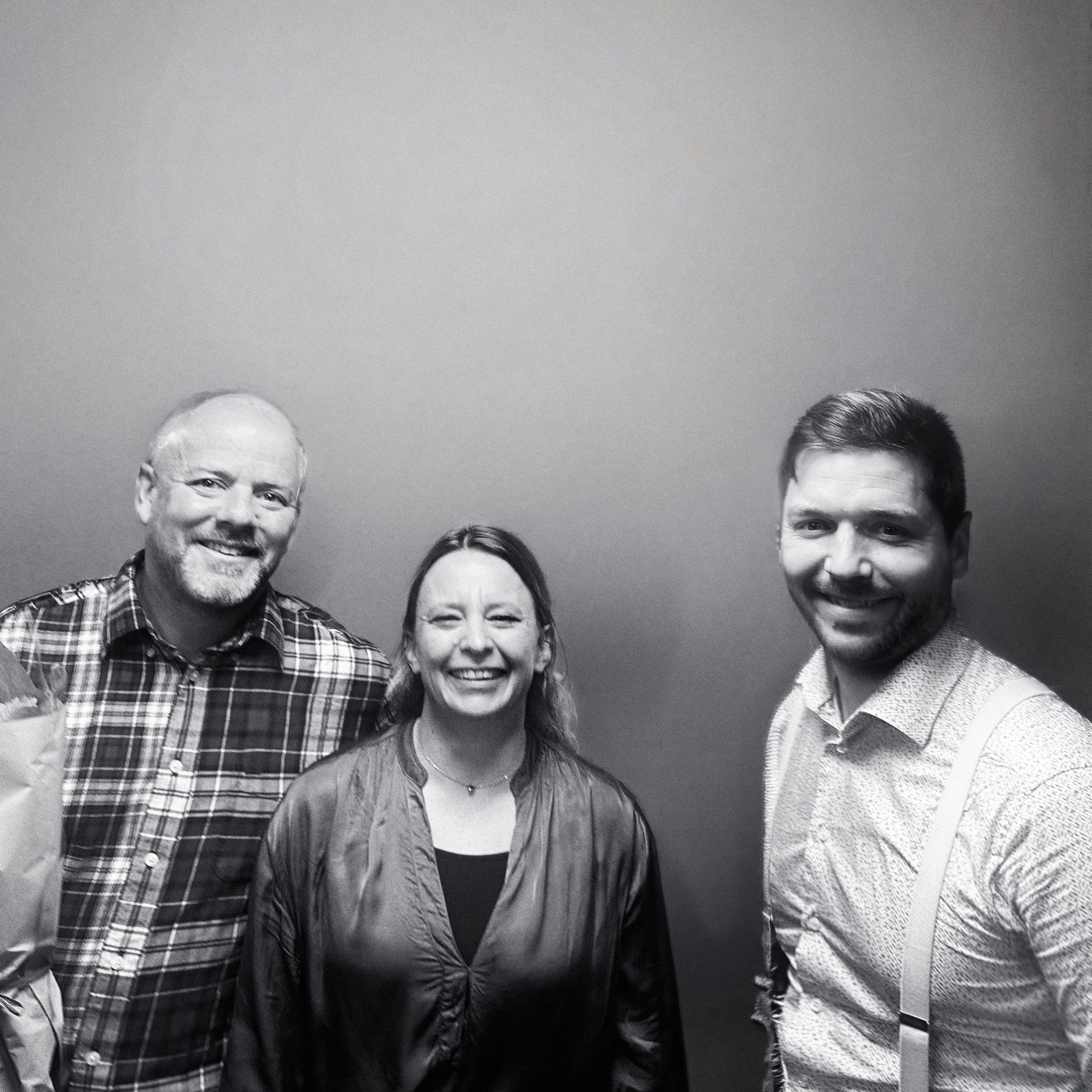 Petra Ehle, Partner at Influence People, Johan Rudberg, Partner and CEO of Influence AB and Neil Dickson, Head of Digital Strategies and Capabilities at Scania, posing together at an event discussion